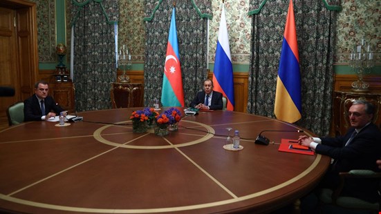 Azerbaycan ve Ermenistan Moskovada anlaştı: Dağlık Karabağda ateşkes ilanı