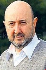 İsmet Berkan