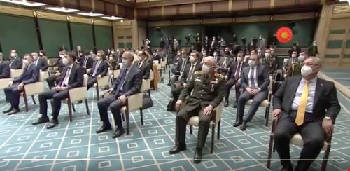 104 emekli amirale Beştepe’den toplu cevap