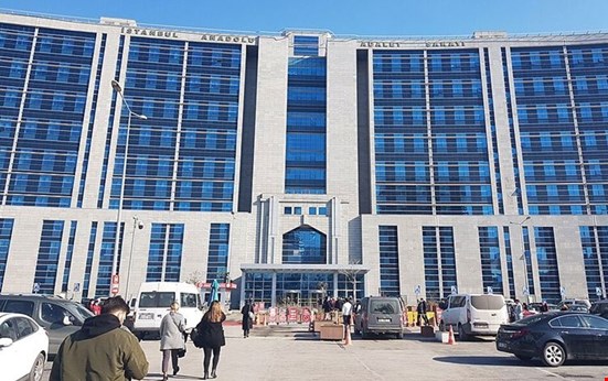 Adliyede kadın hakime silahlı saldırı