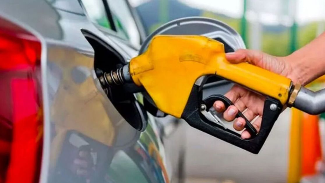 Akaryakıta bir zam daha geldi! Motorin 80 TL’yi aştı