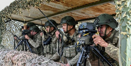 AKP’li vekil TSK’ye 6,5 milyon TL'ye kum torbası sattı