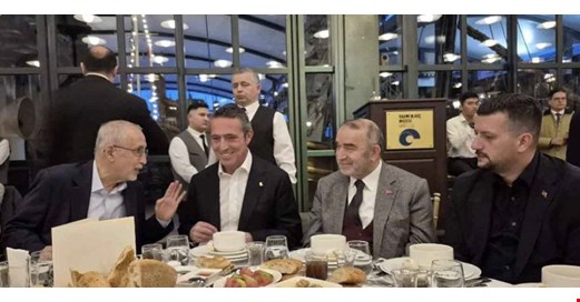 Ali Koç, aile geleneğini sürdürdü: İlim Yayma Cemiyeti ve imam hatipli öğrencilere iftar verdi