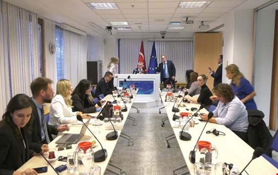 AP Raportörü Amor’dan Demirtaş ve süreç mesajı