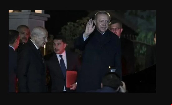Bahçeli ile Erdoğan görüşmesindeki kırmızı dosya için dikkat çeken kulis