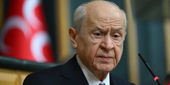 Bahçeli: Türkiye, belediyeler başta olmak üzere davalardan süratle kurtulmalıdır