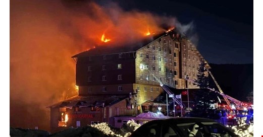 Bakan Ersoy ve ETS Tur'a suç duyurusu