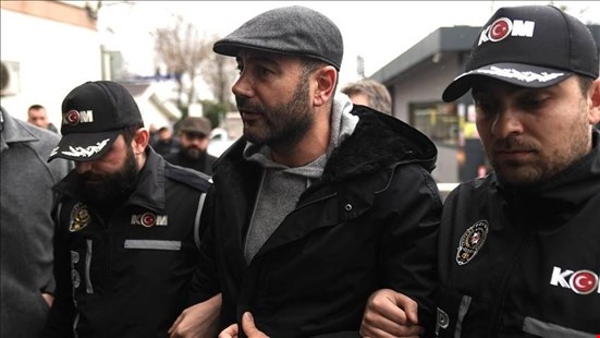 Beşiktaş Belediye Başkanı Rıza Akpolat'a bu sefer de "rüşvet alma" suçlamasıyla tutuklama