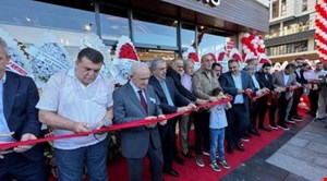 "Burger King açılışın katıldım, yemedim" demişti: Rize’de AKP'li belediye başkanları ve teşkilat yöneticileri disipline sevk edildi