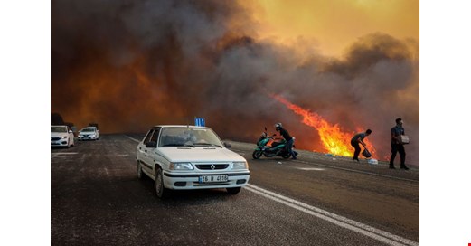 Bursa'da yangın kabusu büyüyor! 4 ilçede alarm, bazı mahalleler tahliye edildi