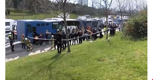 Cezaevi araçları kaza yaptı: 6 jandarma personeli yaralandı