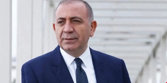 CHP, İstanbul İl Başkanlığı’nı kapattı... Gürsel Tekin: Yarın da buraya geleceğim