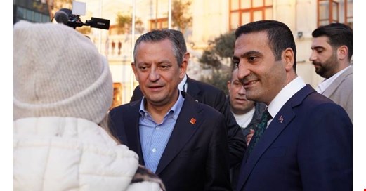 CHP lideri Özel'den İnan Güney'in gözaltına alınmasına sert tepki: Devlet içindeki çetelere sesleniyorum; 9 dalga değil, 99 dalga yapsanız da başarama