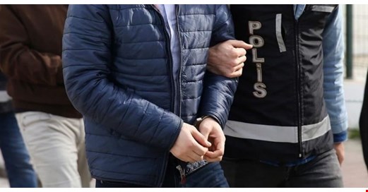 CHP'de polis müdahalesi, sosyal medyada gözaltı rüzgarı