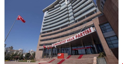 CHP'nin kurultay takviminde değişiklik yok: 'Olağanüstü Kurultay iptal edilsin' talebine ret