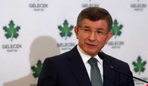 Davutoğlu: Cumhurbaşkanı öylece susuyor ve izliyor