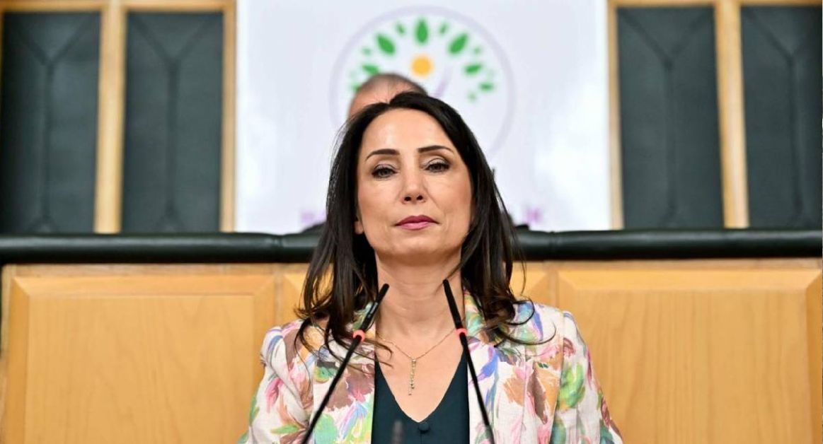 DEM Parti Eş Genel Başkanı Hatimoğulları: Orta Doğu'da tek çare demokrasidir