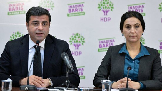 DEM Parti konferansında Demirtaş ve Yüksekdağ’dan mesaj: Barış artık tercih değil zorunluluktur
