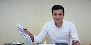 Demirtaş yazdı: Kardeşlik hukuku için adım atılmadı, CHP’ye operasyonlarla ayrışma derinleştirildi