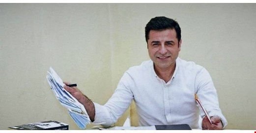 Demirtaş yazdı: Kardeşlik hukuku için adım atılmadı, CHP’ye operasyonlarla ayrışma derinleştirildi