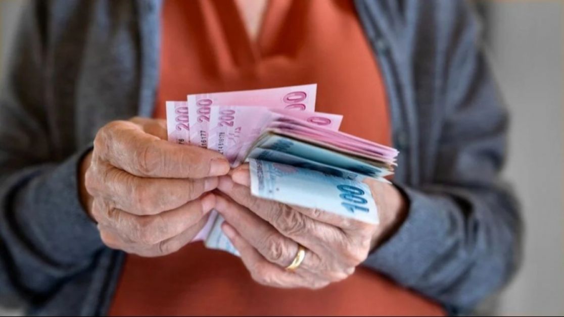 Emekli ikramiyesine zam geliyor: Torba yasayla yeni düzenlemeler yolda