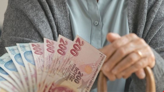Emeklilikte "gelir odaklı" dönem: Sosyal yardım destekli yeni model yolda