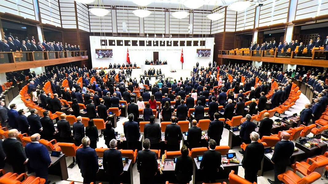 Emekliye zam, trafiğe ceza yağmuru: Meclis'te kritik hafta başlıyor