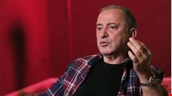 Ertuğrul Özkök: Malta’da şortla güneşlenen Fatih Altaylı ejder meyveli smotie esprisi de yapmış mıdır?