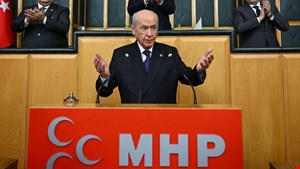 Financial Times: Bahçeli, Erdoğan'ın Kürt barış planının arkasındaki aşırı sağcı lider