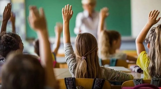 Karneler sil baştan, Ortaokulda kafalar karıştı!