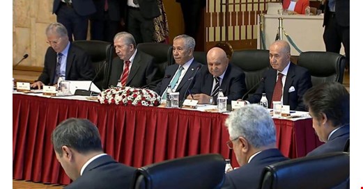 Komisyonda eski Meclis başkanları konuştu: Ömer İzgi ve Binali Yıldırım’dan sürpriz vatandaşlık maddesi çıkışı