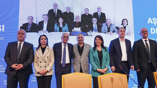Kürt siyaseti çözüm arayışının başındaki aşırı temkini bıraktı, İmamoğlu görüşmesi kritik önemde