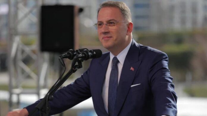 Mehmet Murat Çalık: “Benimle ilgili bir telefon kaydı, teknik takip tespiti, gizli tanık ifadesi yok”