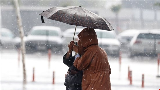 Meteoroloji’den 12 il için sarı kodlu uyarı: Kar, sağanak ve fırtına...