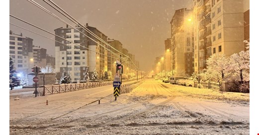 Meteoroloji'den 30 il için alarm! Kar, sağanak yağmur ve fırtına...