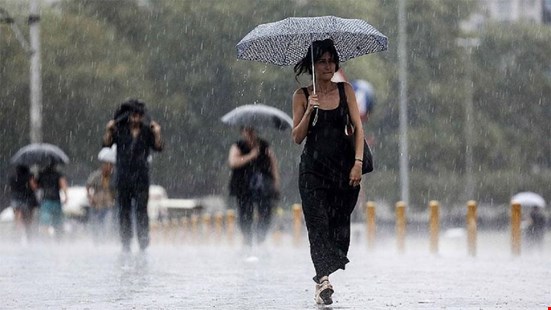 Meteoroloji’den kuvvetli sağanak uyarısı: Hafta sonu yağışlı geçecek