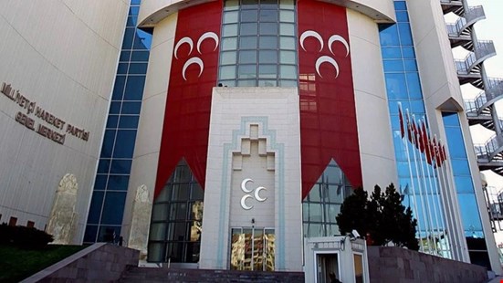MHP'de 2 isim ihraç talebiyle disipline sevk edildi