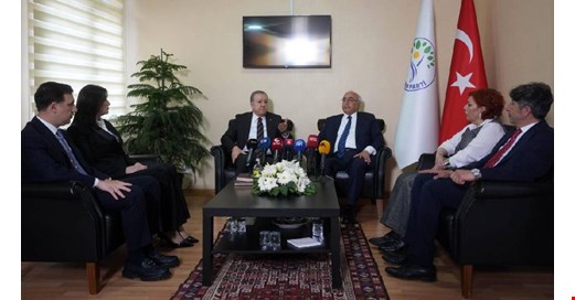 MHP'den DEM Parti’ye bayram ziyareti: "Öcalan'ın rolünün teslim edilmesini bekliyoruz"