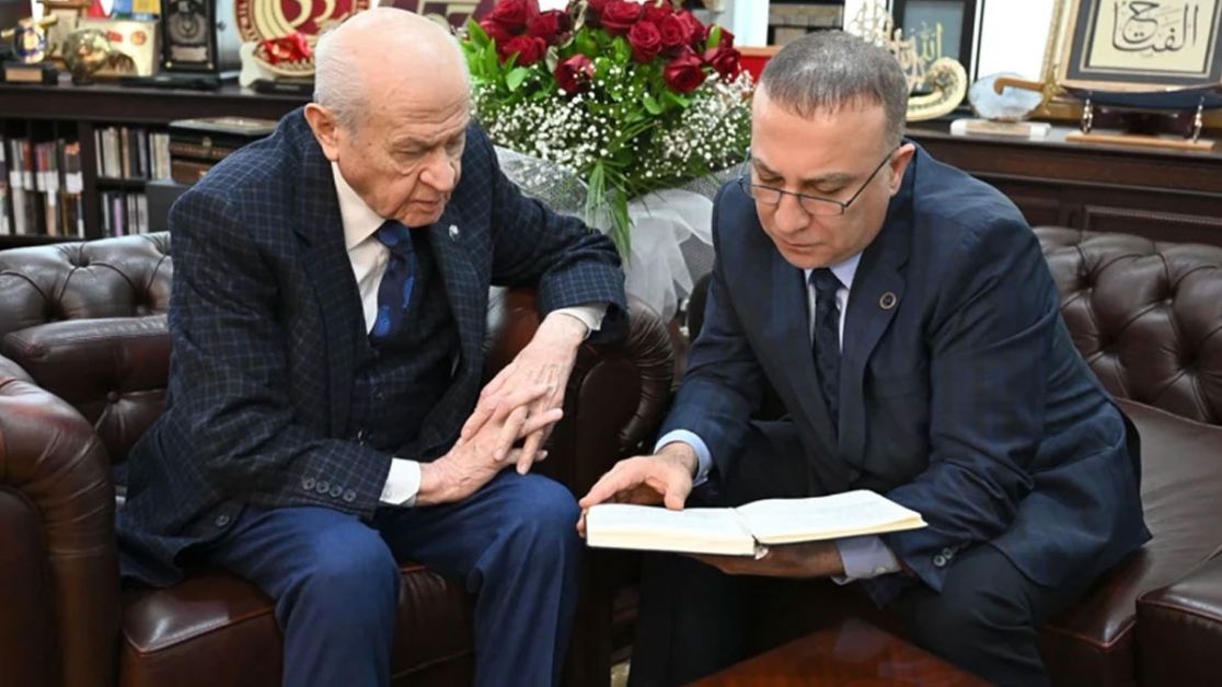 MHP'li İzzet Ulvi Yönter'den istifa sonrası dikkat çeken 'Bahçeli' paylaşımı