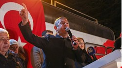 Özel, Bolu'da: Tanju’nun yaptığı övünülecek bir şey