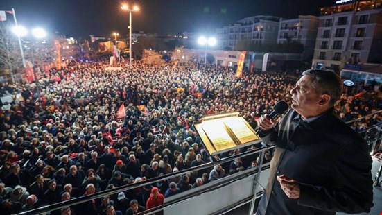Özel’den köprü ve otoyolların satılmasına sert tepki: Bu kötülüğü işgal ordusu yapmaz