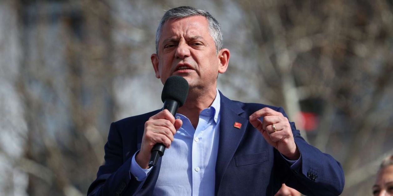 Özgür Özel, Murat Emir ve Yunus Emre'ye yeni fezleke