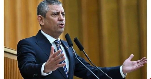 Özgür Özel: “Türkiye’deki Kürt kardeşlerimizi de Suriye’deki akrabalarını da incitmeyin”