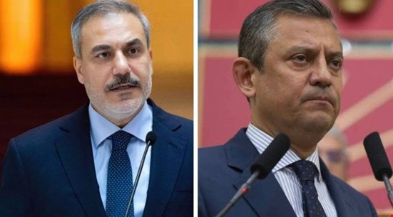 Özgür Özel'den Hakan Fidan'a sert tepki: Kurtlar Vadisi'nden umut besleyen papucumun atanmışı, yazıklar olsun sana!