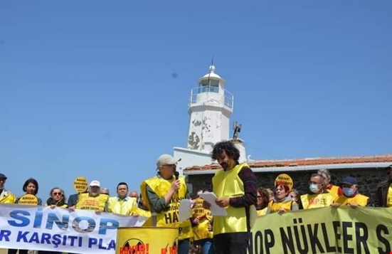 Sinop'ta nükleer santrale verilen "ÇED olumlu" raporuna protesto