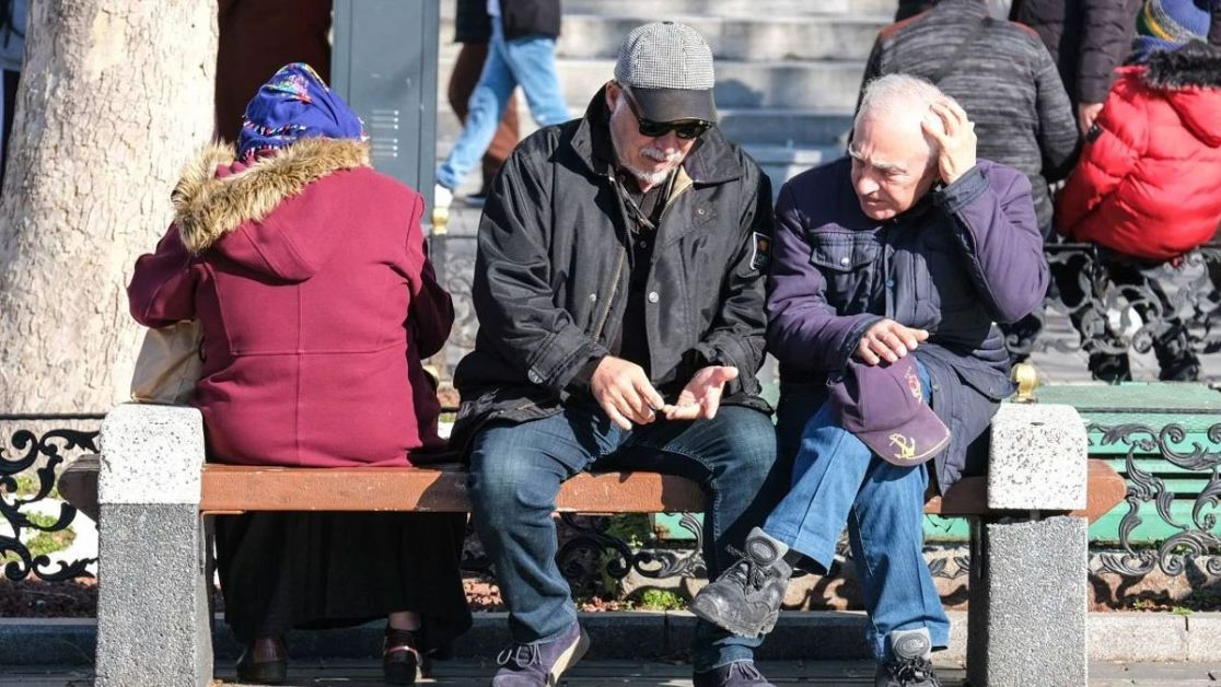 Sosyal güvenlik verileri açıklandı: 3 ilde çalışanlardan çok emekli var