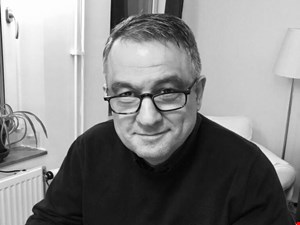 Suat Kınıklıoğlu: Güçlü bir Türkiye’nin anahtarı, demokrasiyi güçlendirmek ve iç barışı sağlamaktır