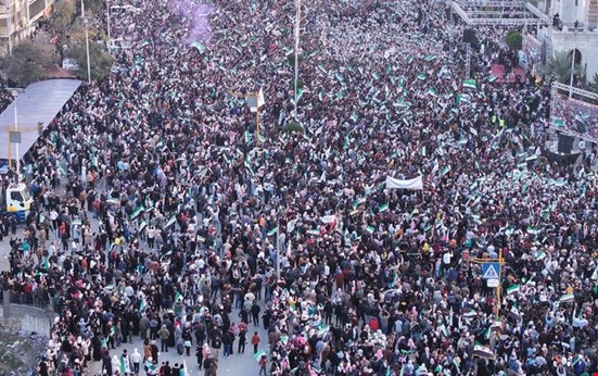 Suriye’de Esad sonrası birinci yıl: Kaos, suç dalgası ve ‘daha büyük zulüm’ tartışmaları