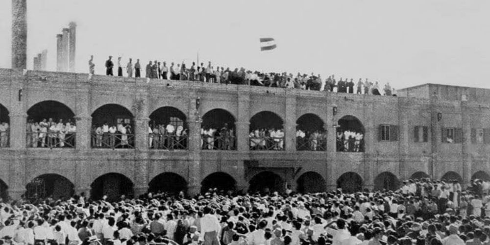 Taha Özhan: İran’ın Bitmeyen 20. Yüzyılı