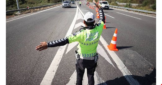 Trafikte yeni uygulama: Bir yıl içinde tekrar edene 200 bin lira ceza geliyor